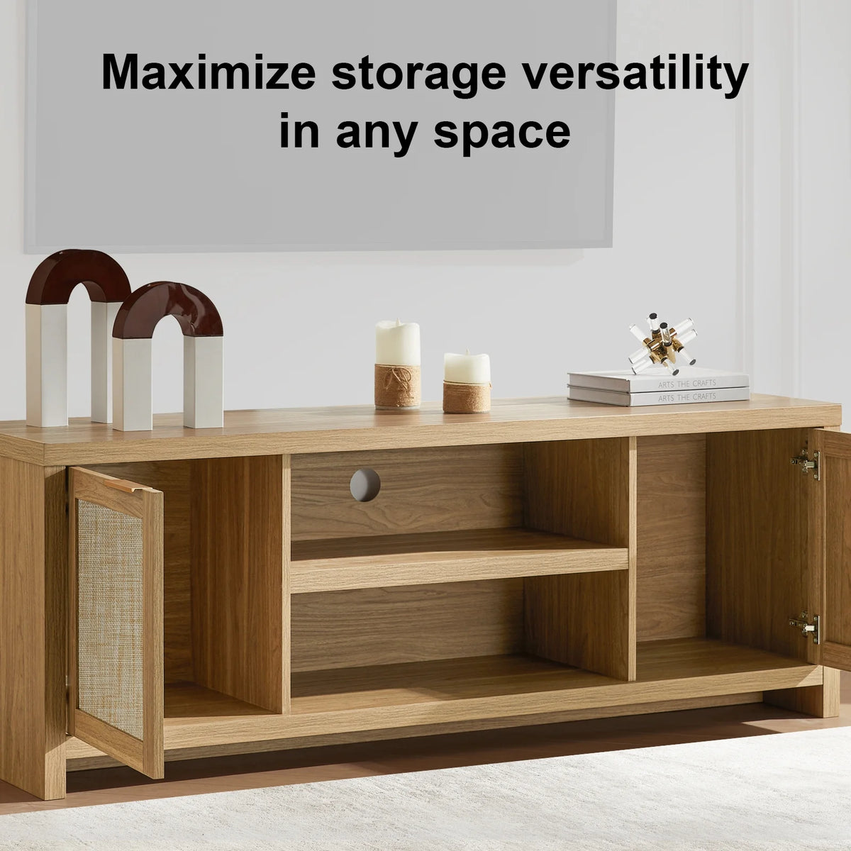 Farmhouse Rattan TV Stand, Weathered Oak M570305