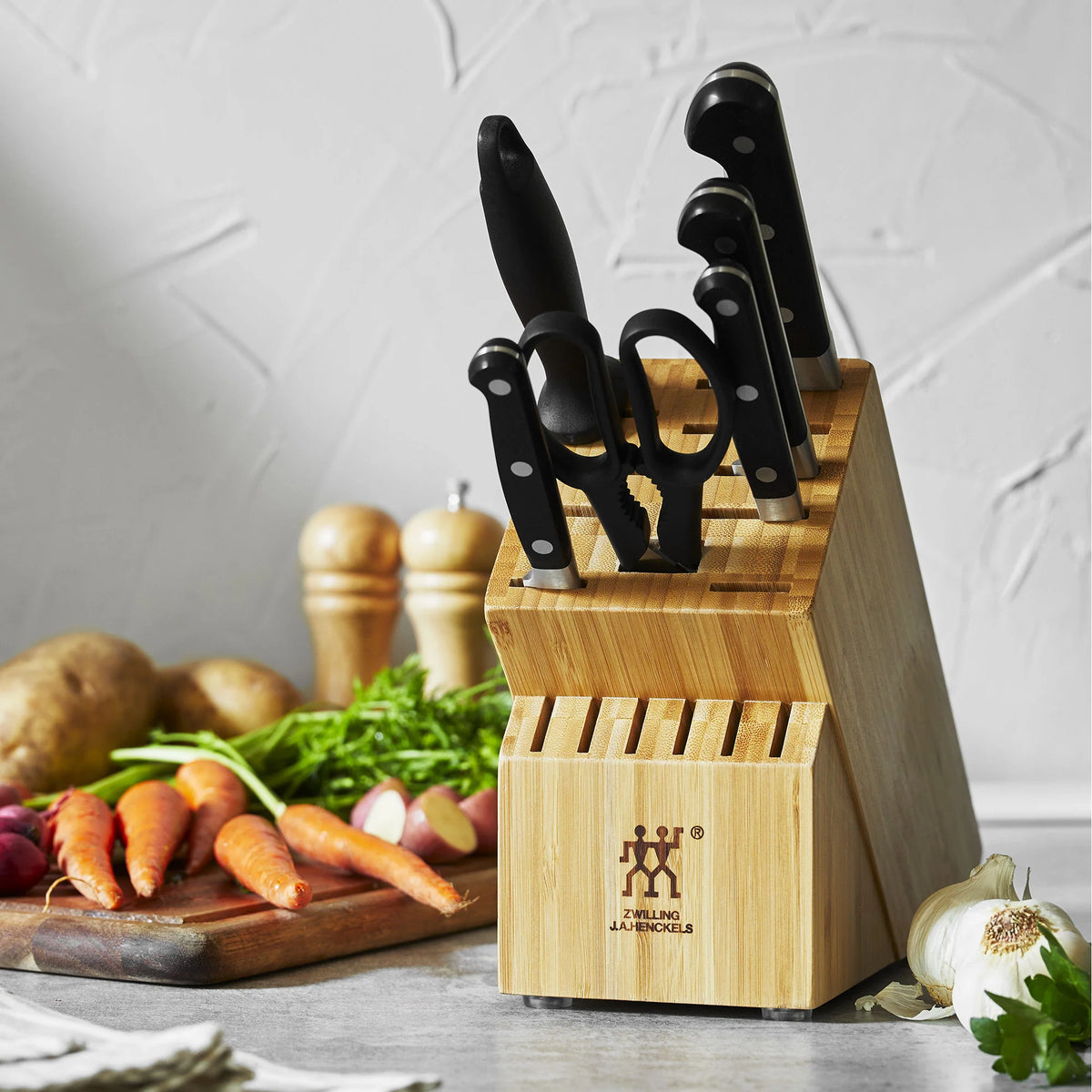 7pc Knife Set in Bamboo Block T69203