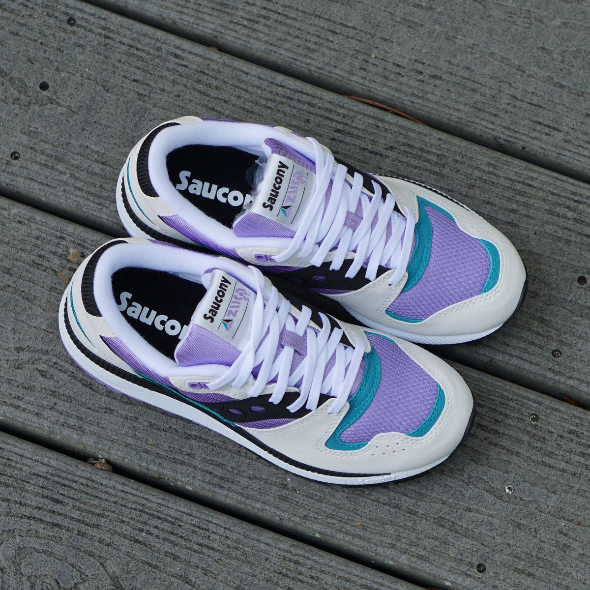 White | Violet | Capri Shoes L6464