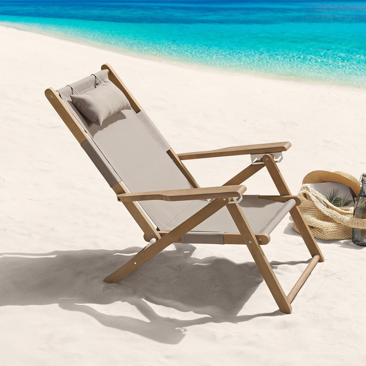 Folding Beach Chair with Carry Straps K614033
