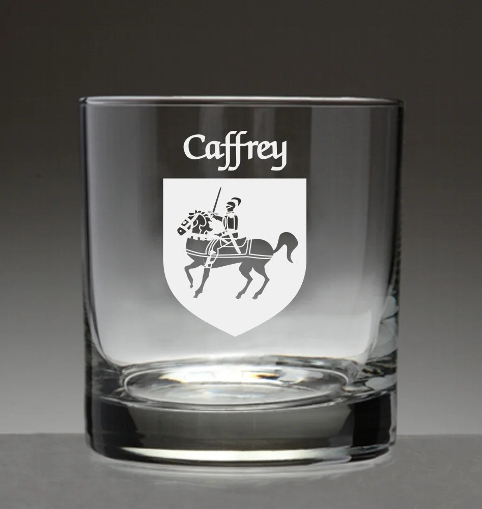 Set of 4 Etched Tumbler Glasses T753250
