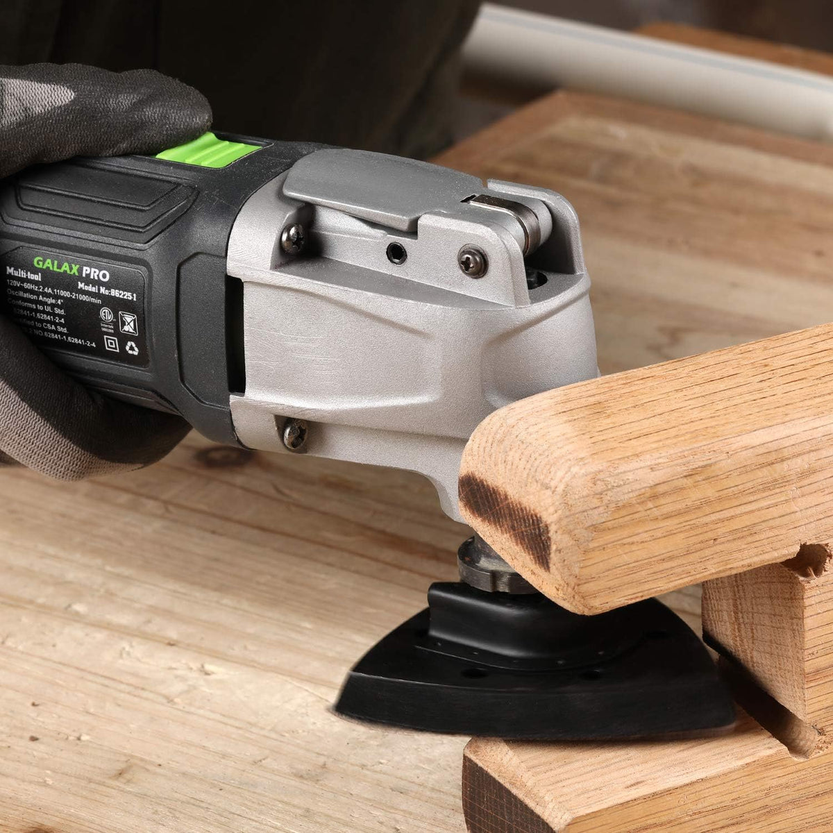 2.4Amp 6 Variable Speed Oscillating Multi-Tool Kit with 28pcs Accessories and Carry Bag H28116