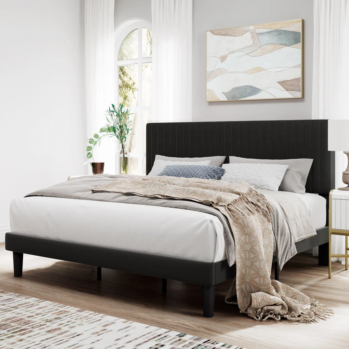 Pink Queen Size Upholstered Platform Bed Frame with Velvet Headboard Z961